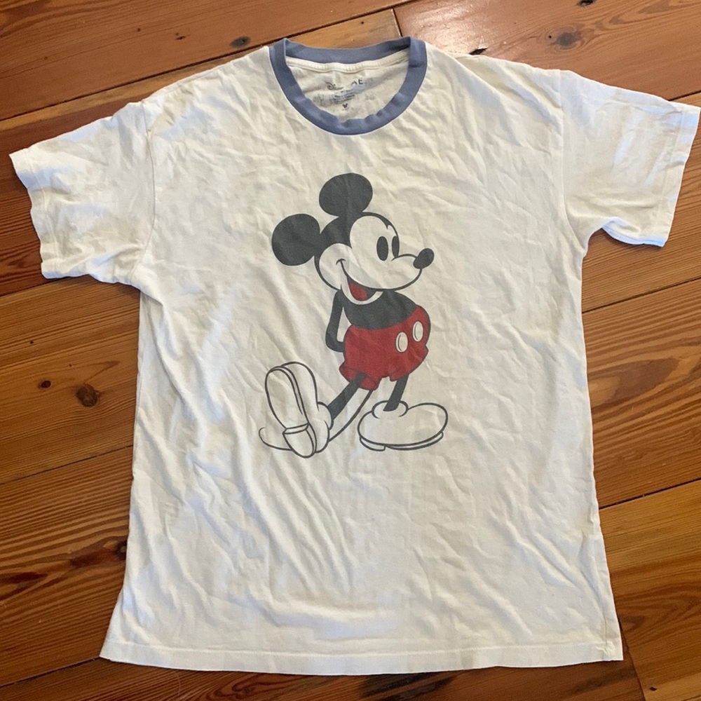 American Eagle Disney shirt XS